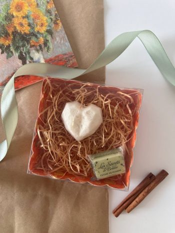 Коробка с прозрачной крышкой волна 12 см "Оранжевое настроение" — изображение 2